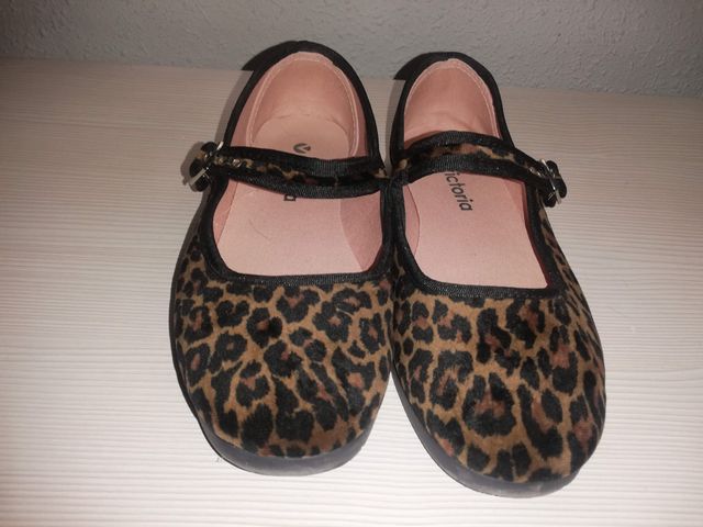 Bailarinas/merceditas marca Victoria Terciopelo L