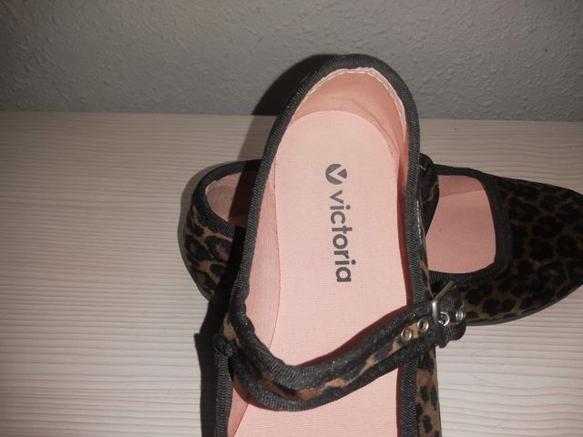 Bailarinas/merceditas marca Victoria Terciopelo L