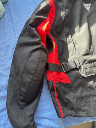 Chaqueta Dainese Moto Talla XL como nueva poco uso