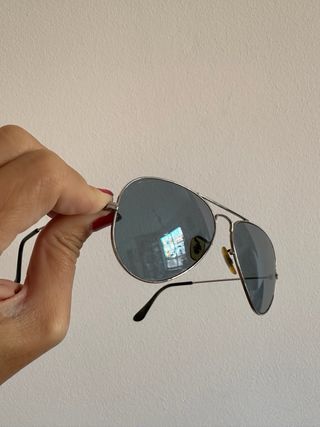 Gafas de sol Ray-Ban Aviator compradas en 2008.