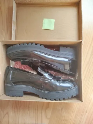 Mocasines de charol Green Coast Negros Talla 41