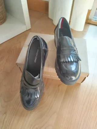 Mocasines de charol Green Coast Negros Talla 41
