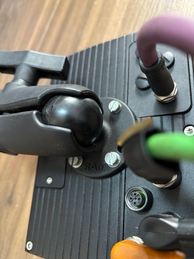 Pantalla Táctil HMI IFM CR1085