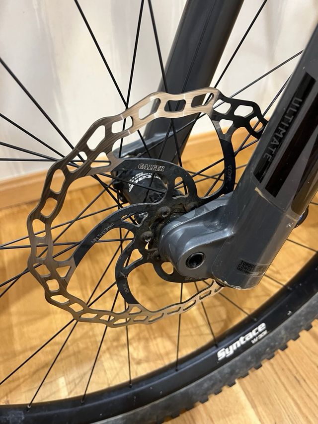 Ghost Enduro Bicicleta Montaña Roja