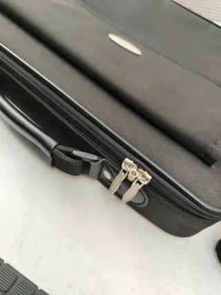 Maletín para portátil negro