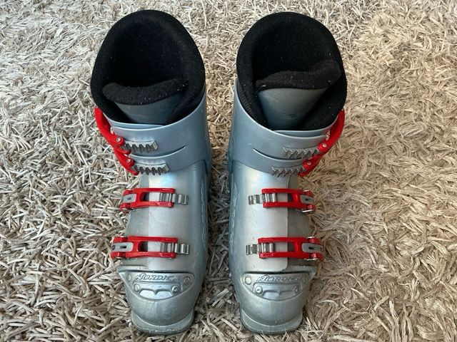 Botas de esquí Nordica. Talla 23 - 23.5