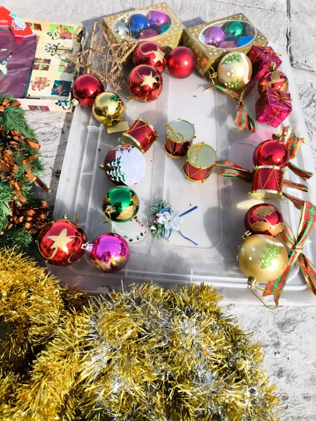 Lote Decoración Navidad: Guirnald, escalera 3 reye