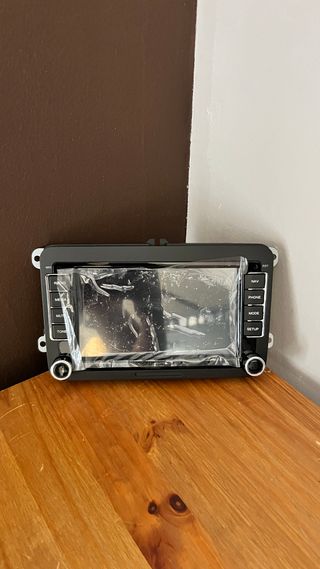 Radio CarPlay VW Tiguan Golf Touran 2025