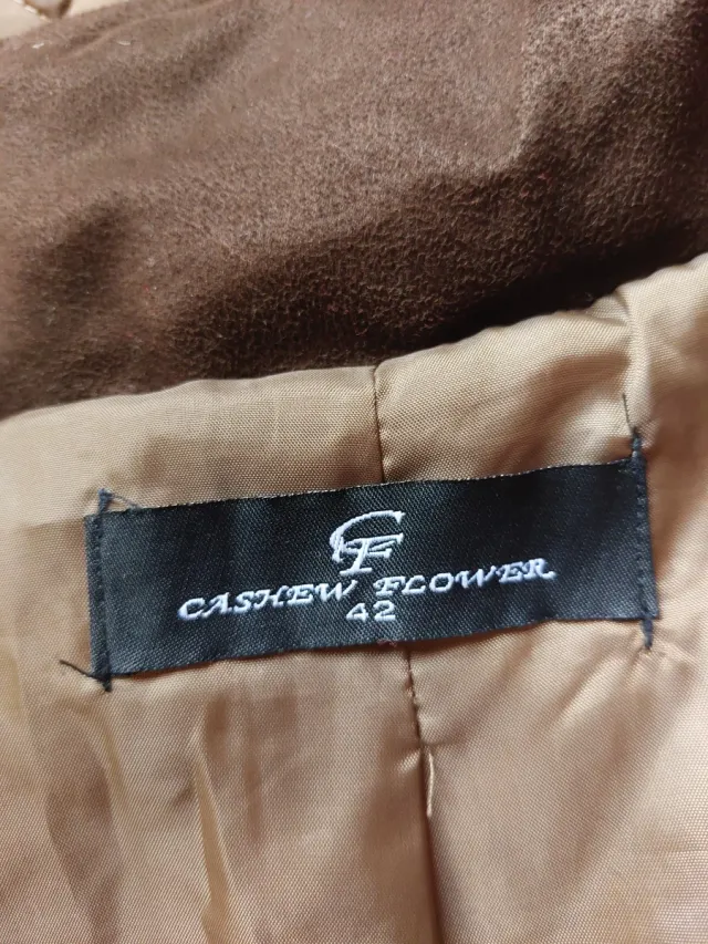 Chaqueta acolchada beige y marrón Cremallera