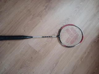 Raqueta de bádminton