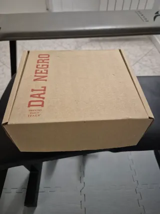 Set da poker in legno con carte e fiches