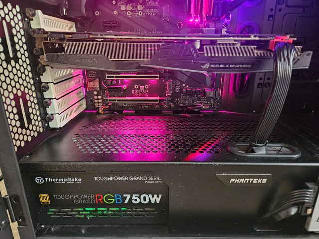 Pc GAMING 1070 16GB i7-7700K 32GB RAM SSD480+2TB