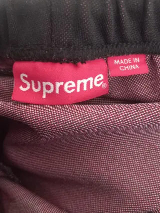 Pantalones Supreme