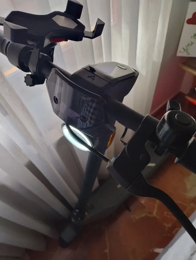 Patinete Eléctrico NIU KQi2 Pro Gris como nuevo