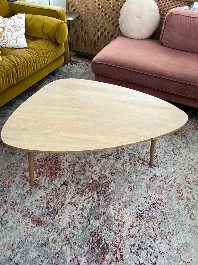 Mesa de centro triangular madera Maison du Monde