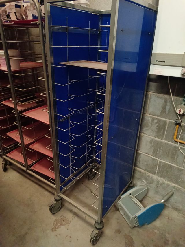 Carro acero inoxidable para bandejas