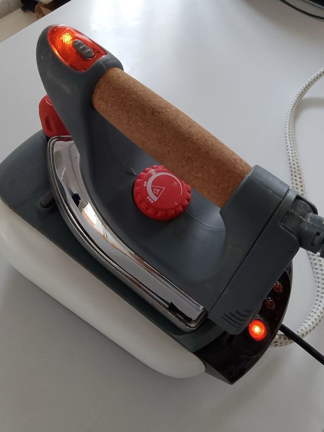 Plancha de vapor Ufesa X2000