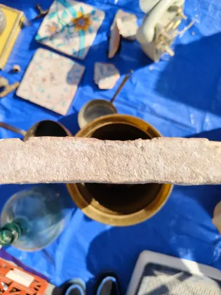 Baldosa antigua decorada