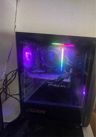 PC Gaming con luces RGB