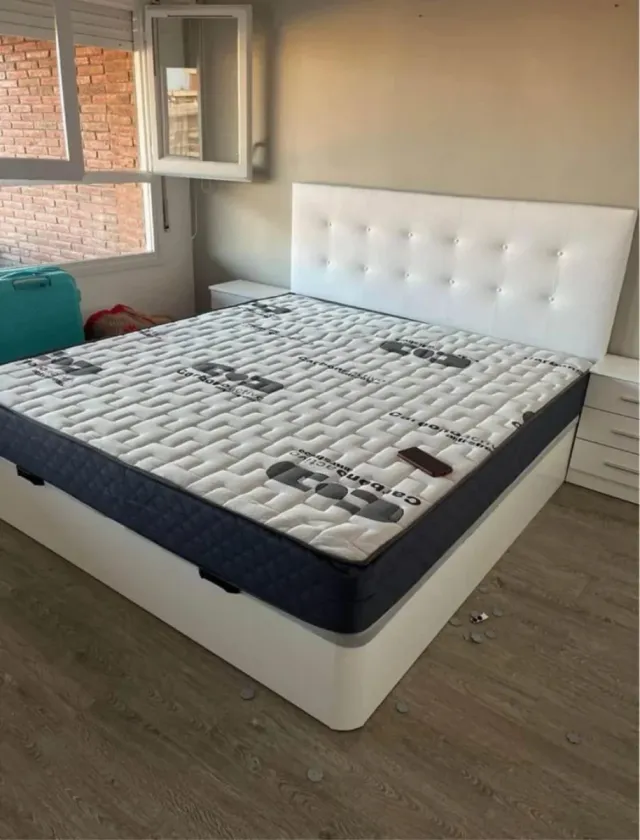 Canapés e Colchões