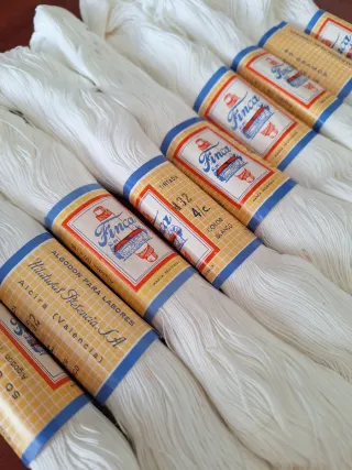 Hilo Finca 50 gramos color blanco de Algodón