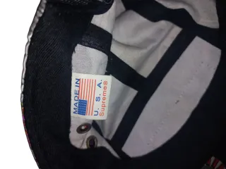 Gorra Supreme Calaveras