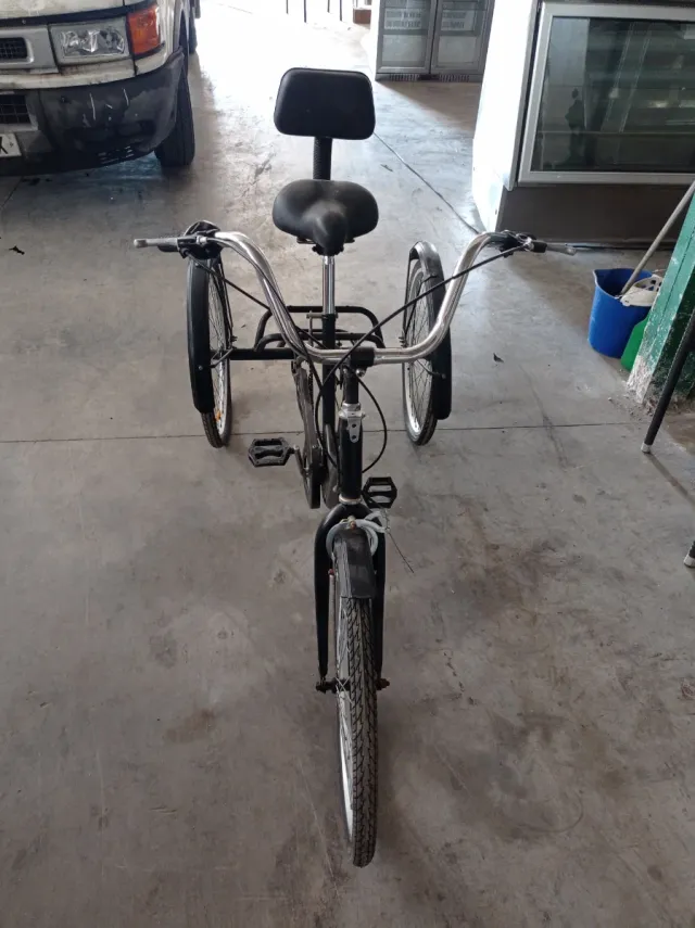Bicicleta de tres ruedas