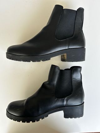 Botines negros mujer