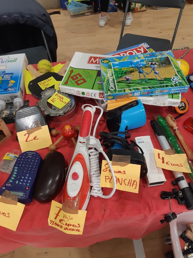 Lote de juegos y artículos varios