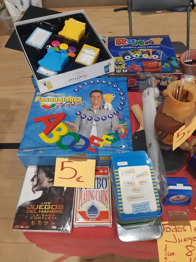 Lote de juegos y artículos varios