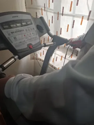 Cinta de correr profesional marca BH