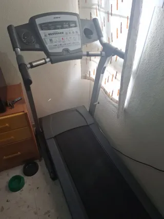 Cinta de correr profesional marca BH