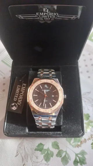 Reloj Emporio Limited Oro y Plata