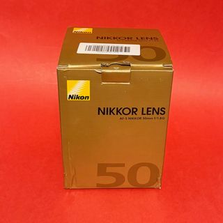 Nikon F80 + Objetivo Nikon 50mm f/1.8