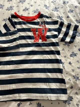Camiseta Donde está Wally niño Talla 9/10
Lefties 