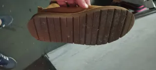 Botas Zara borreguito marrón y blanco