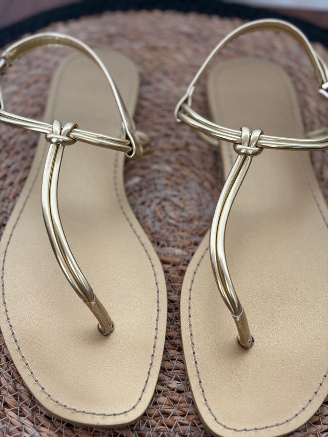 Sandalias Parfois doradas Talla 39