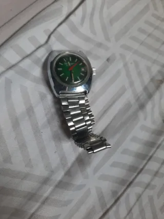 Reloj HMT Verde y Plateado Automático