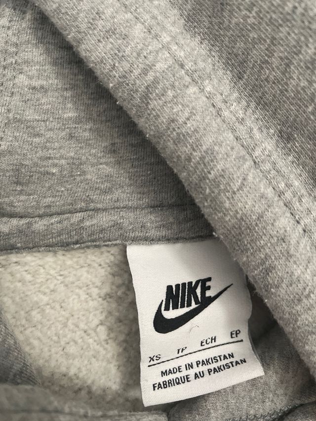Sudadera Nike Gris
