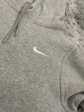 Sudadera Nike Gris