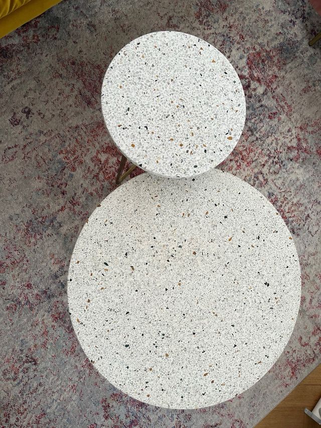 Mesas auxiliares redondas efecto mosaico