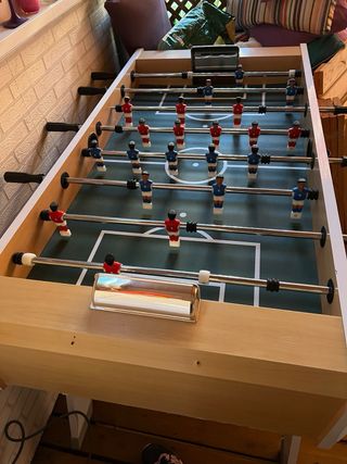 Futbolín profesional de madera