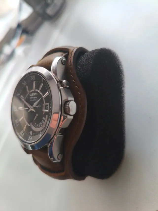 Reloj Seiko Premier Kinetic