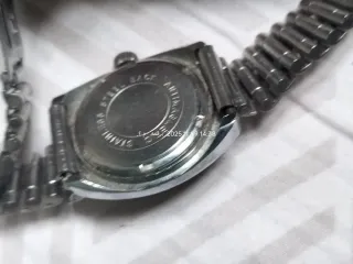 Reloj Swatch Automático Verde y Plateado