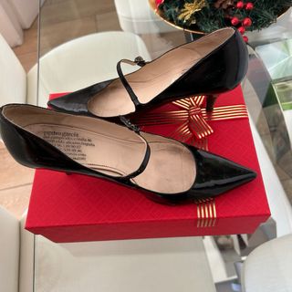 Botines rojos de tacón