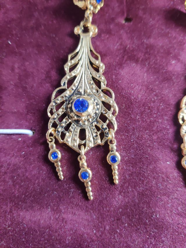 Conjunto Baturra Pendientes y Broche baturra