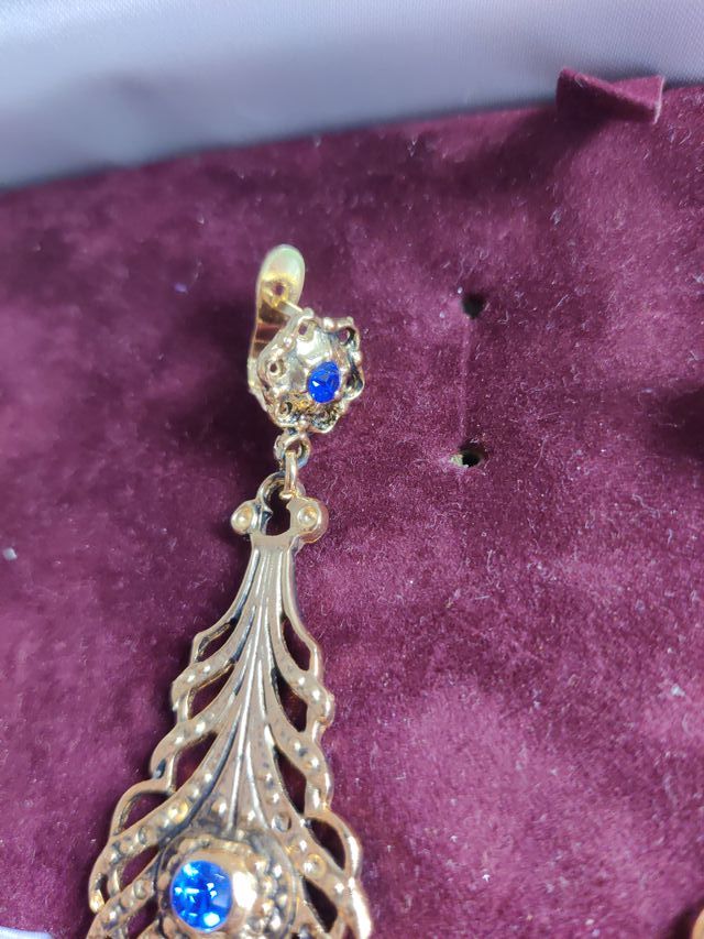 Conjunto Baturra Pendientes y Broche baturra