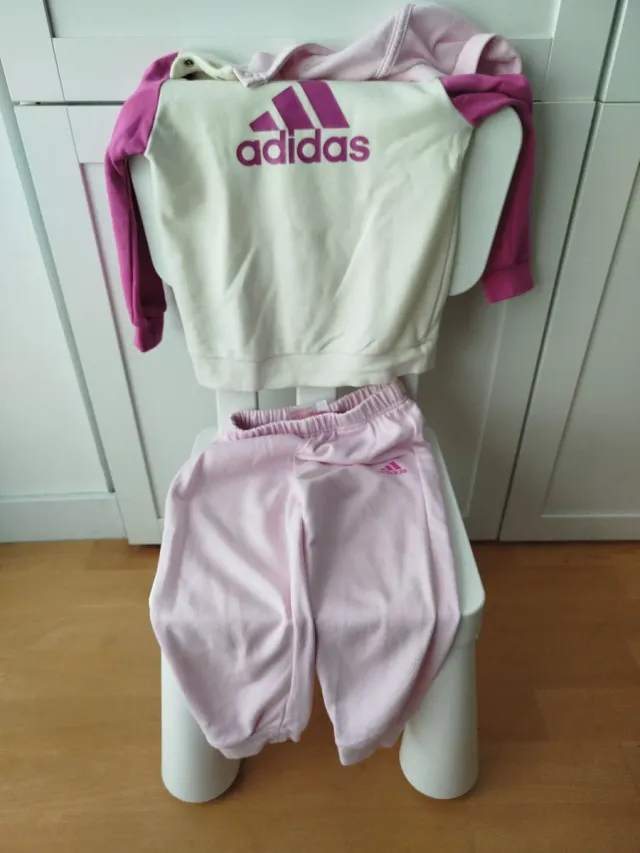 Conjunto Adidas niña 2-3 años