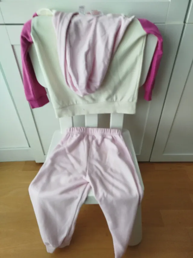 Conjunto Adidas niña 2-3 años