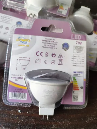 Lampadina LED Europa Tek 7W GU10
